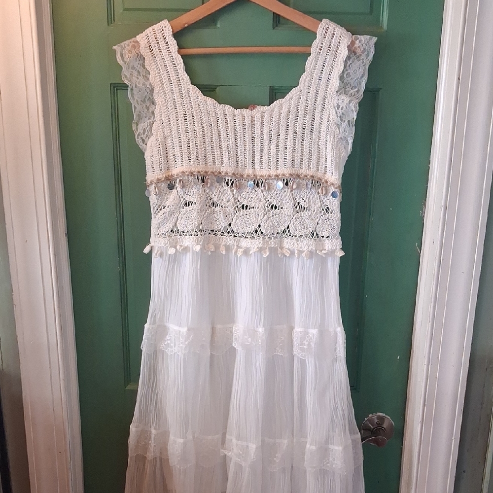POL Cream Lace Maxi Dress
